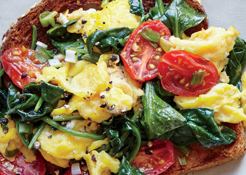 Scrambled-Eggs-with-Veggies